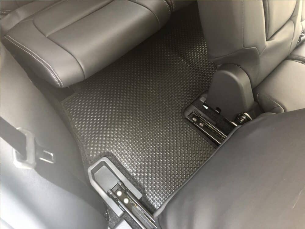Thảm lót sàn ô tô KATA xe Mitsubishi Outlander 7 chỗ