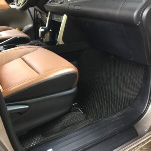 Thảm lót sàn ô tô KATA xe Toyota Innova