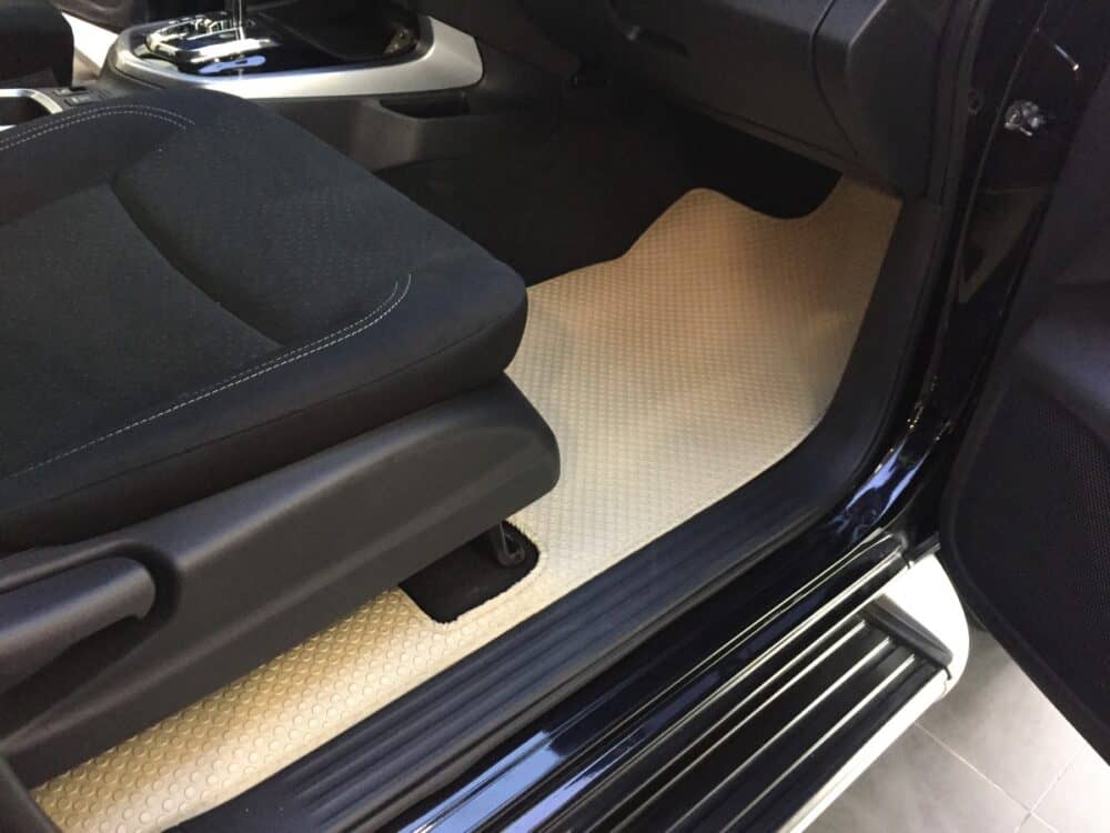 Thảm lót sàn ô tô KATA xe Nissan Terra 2019
