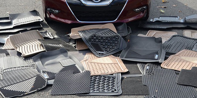 Sai lầm khi dùng quá nhiều thảm lót sàn ô tô