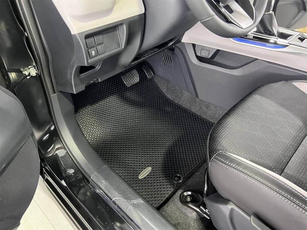 Thảm lót sàn ô tô KATA cho xe Toyota Veloz Cross 2022