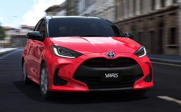 Đánh giá khả năng lái của ô tô Toyota Yaris.