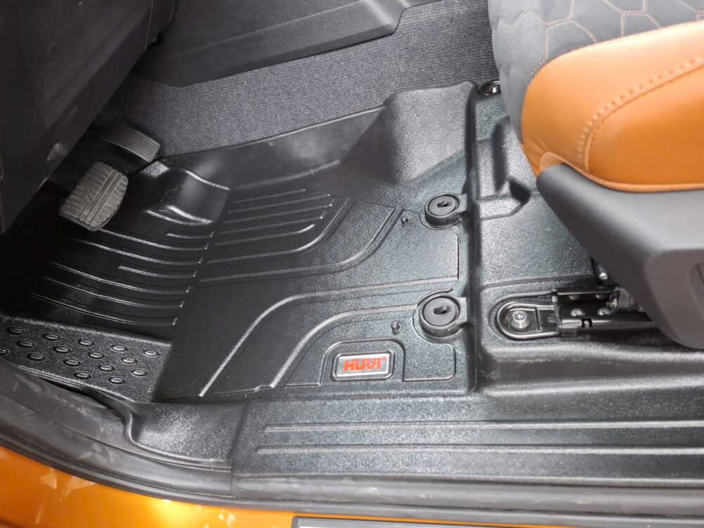 Thảm lót sàn ô tô Huvi Mitsubishi Triton 3D 2024+ - Hình ảnh 7