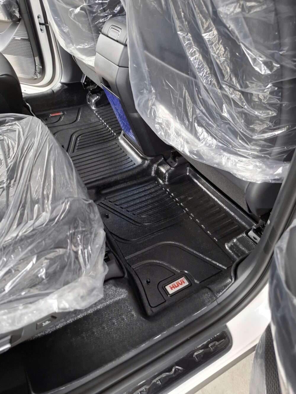 Thảm lót sàn ô tô HUVI cho xe Hyundai SantaFe 2024+ (6 chỗ) - Hình ảnh 4
