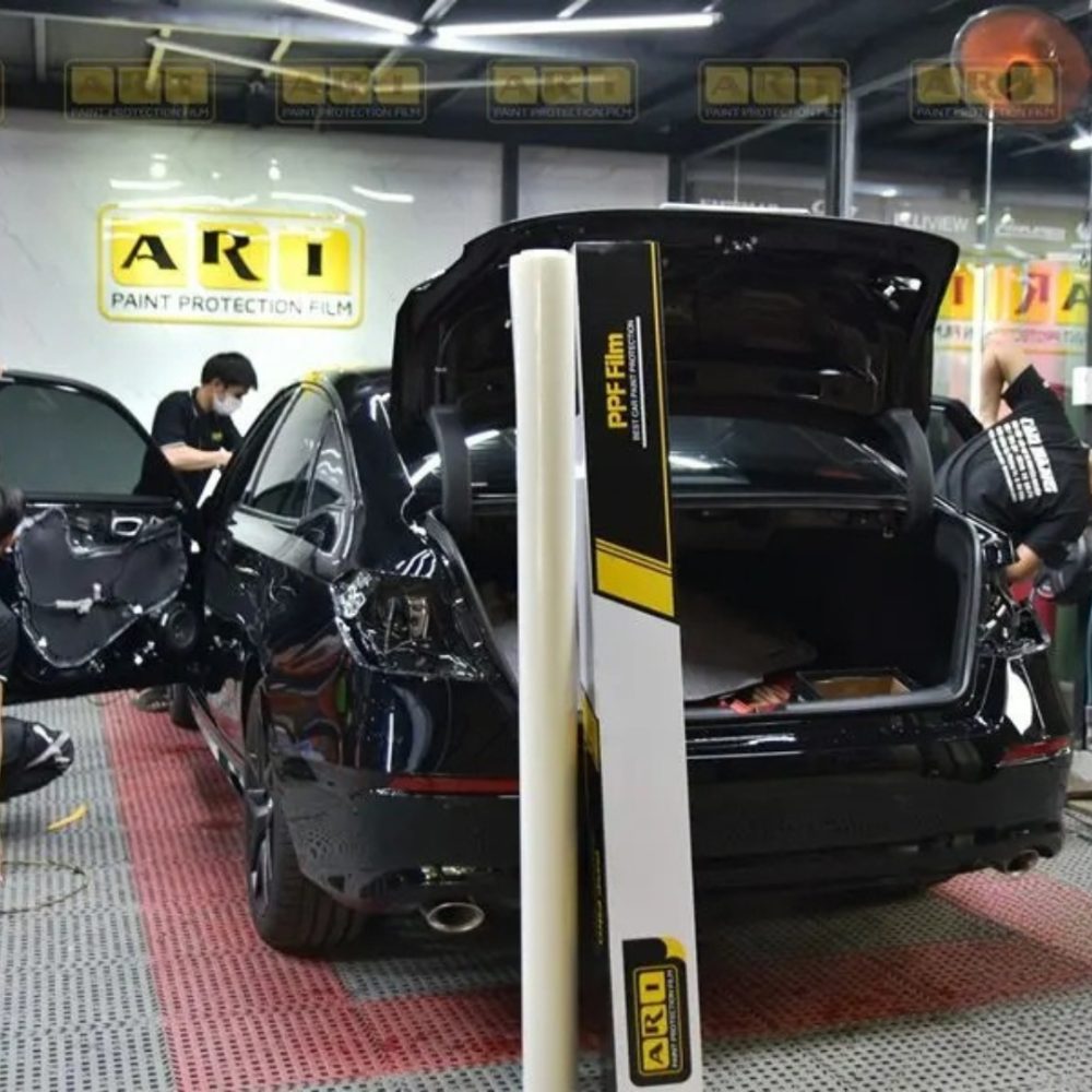 xe honda civic rs đang được dán sản phẩm ppf ari