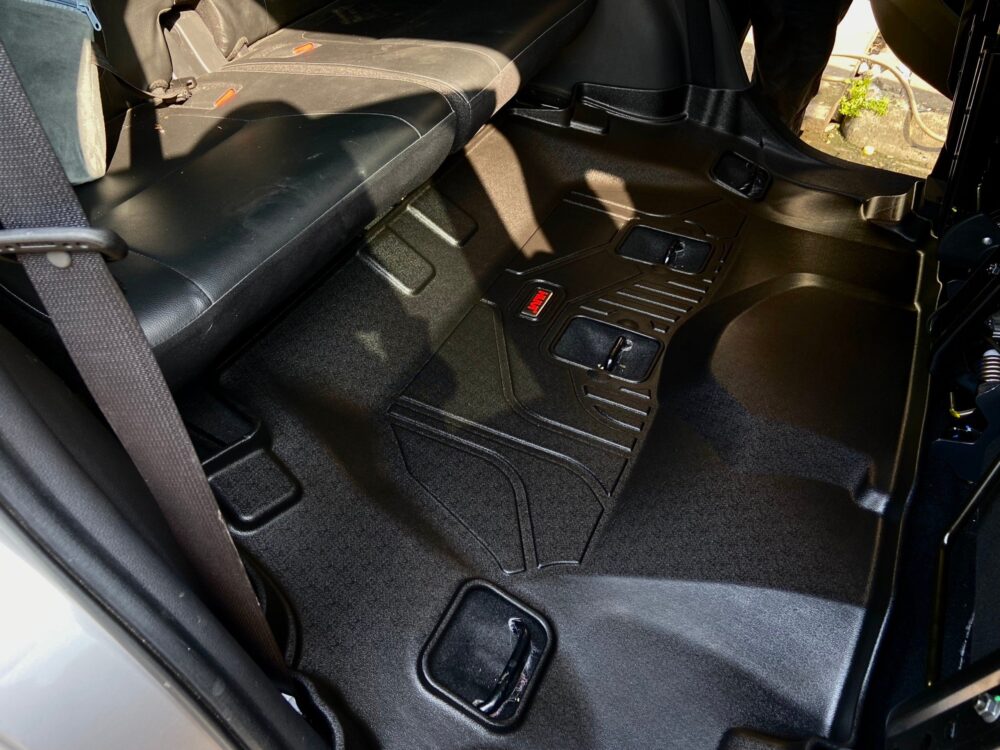 Thảm lót sàn ô tô Huvi Mitsubishi Xpander 3D 2018+ - Hình ảnh 9