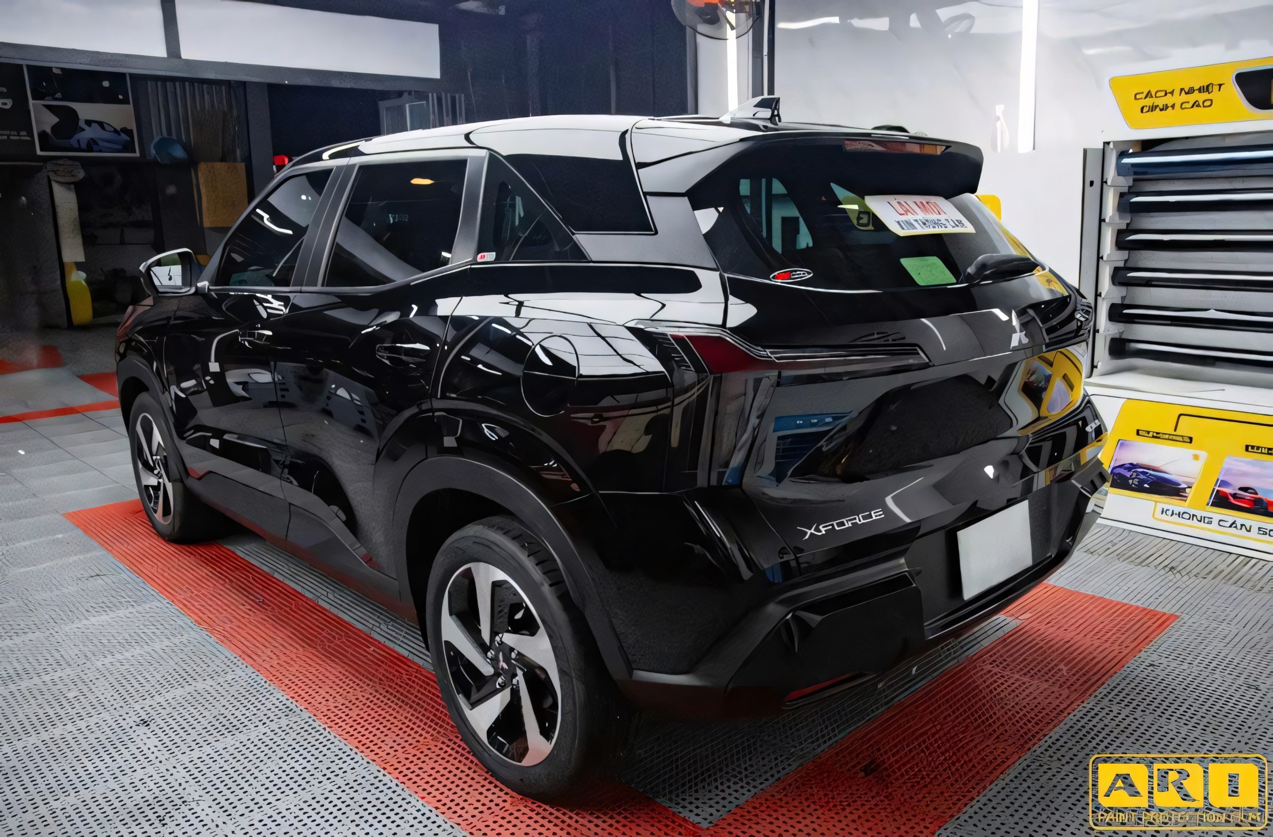 Dán PPF ARI dành cho ngoại thất xe Mitsubishi Xforce