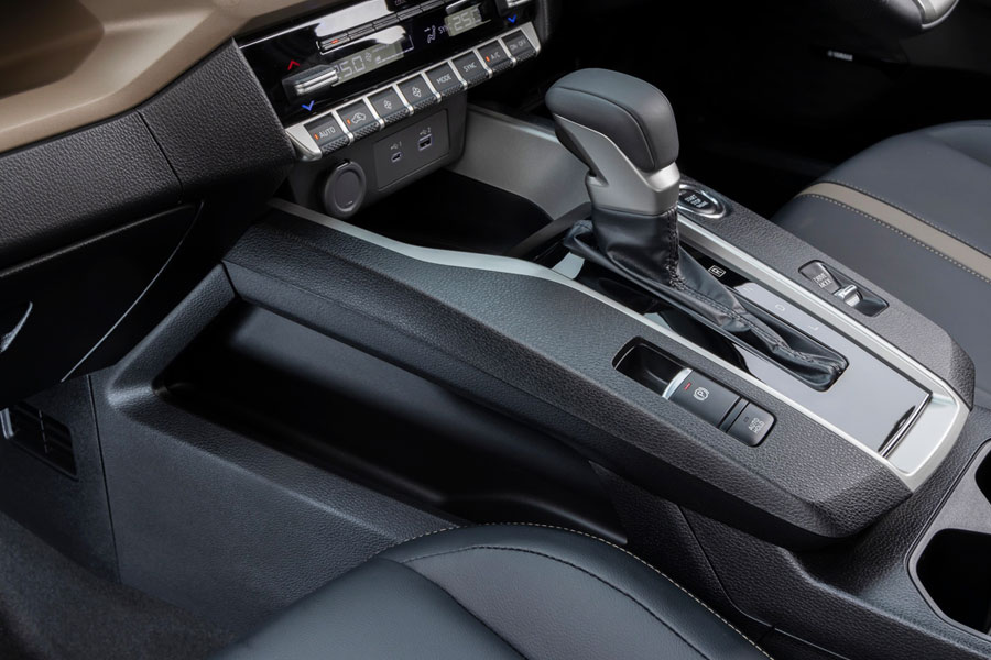 Dán PPF ARI dành cho nội thất xe Mitsubishi Xforce