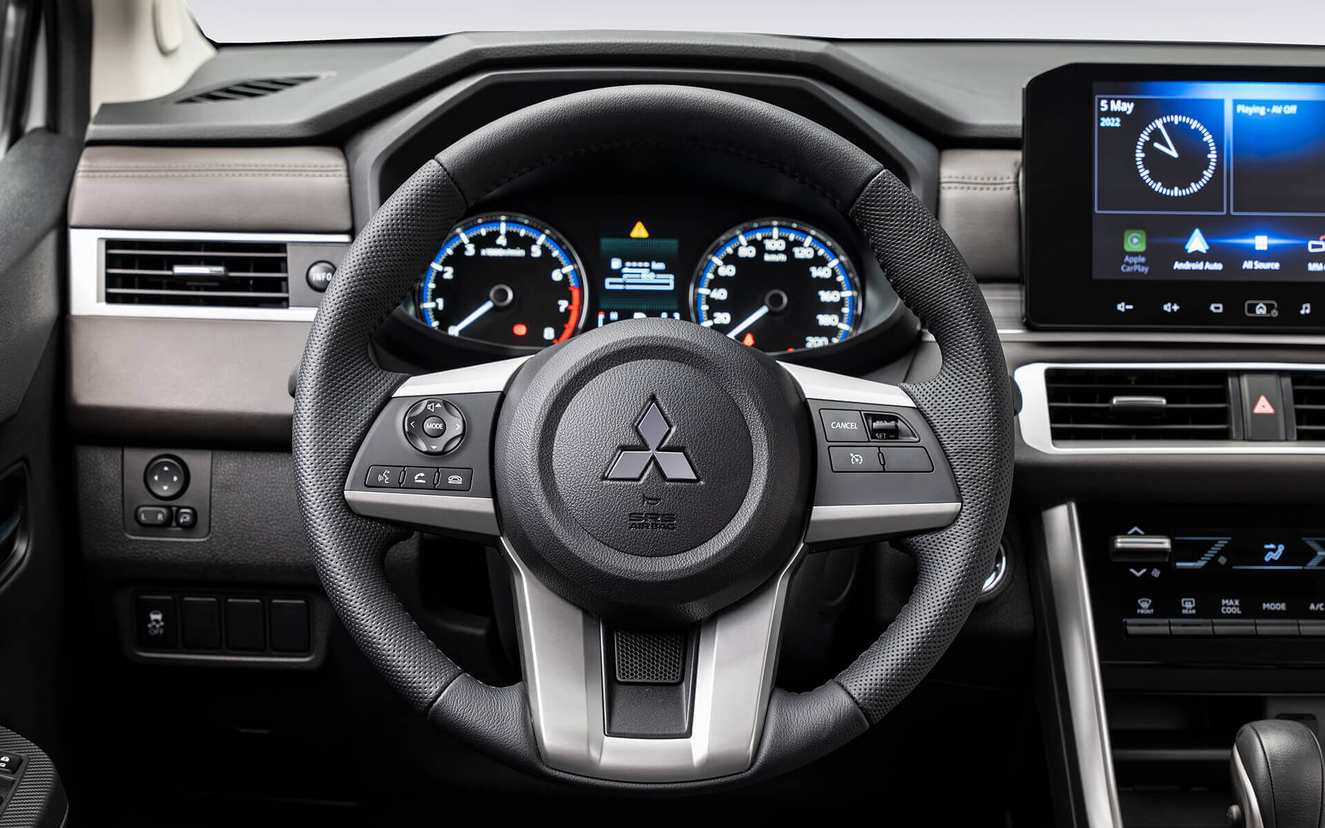 Dán nội thất PPF ARI dành cho xe Mitsubishi Xpander