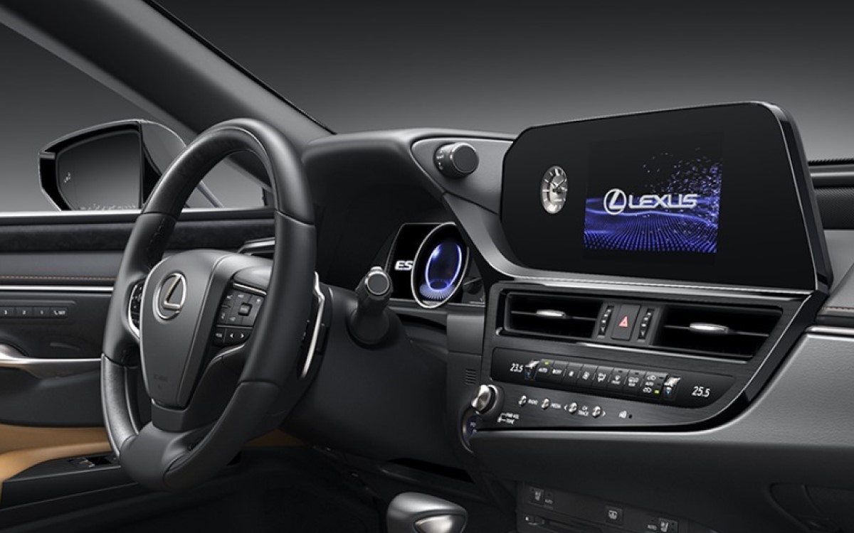 Dán nội thất xe Lexus ES và dán sản phẩm PPF ARI