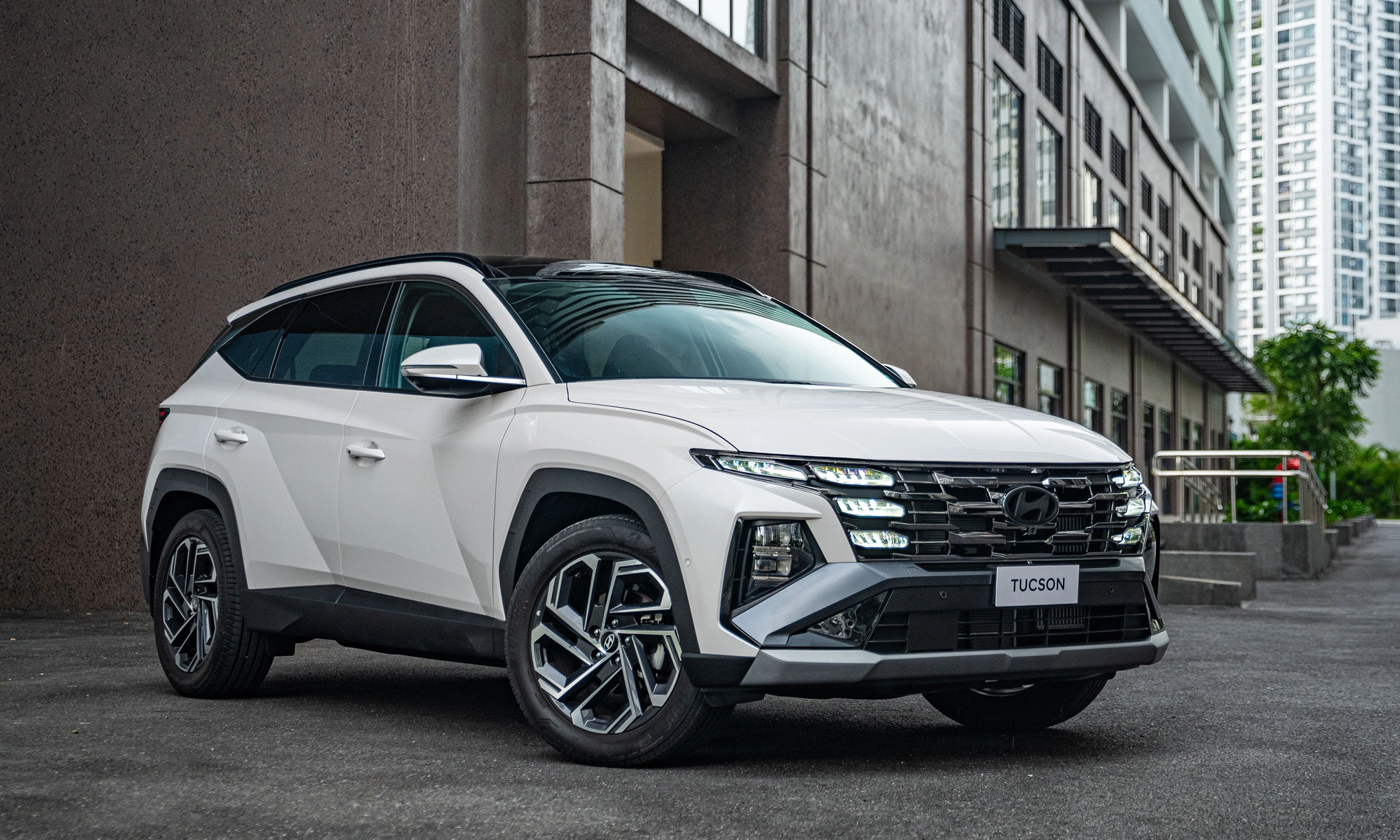 Dán phim PPF ARI dành cho ngoại thất xe Hyundai Tucson