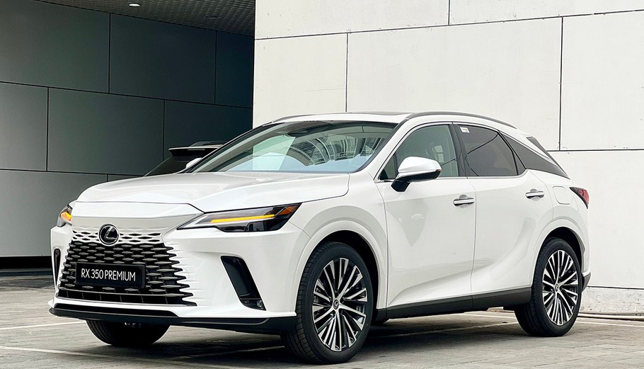 Ngoại thất xe Lexus RX350 và phim PPF ARI