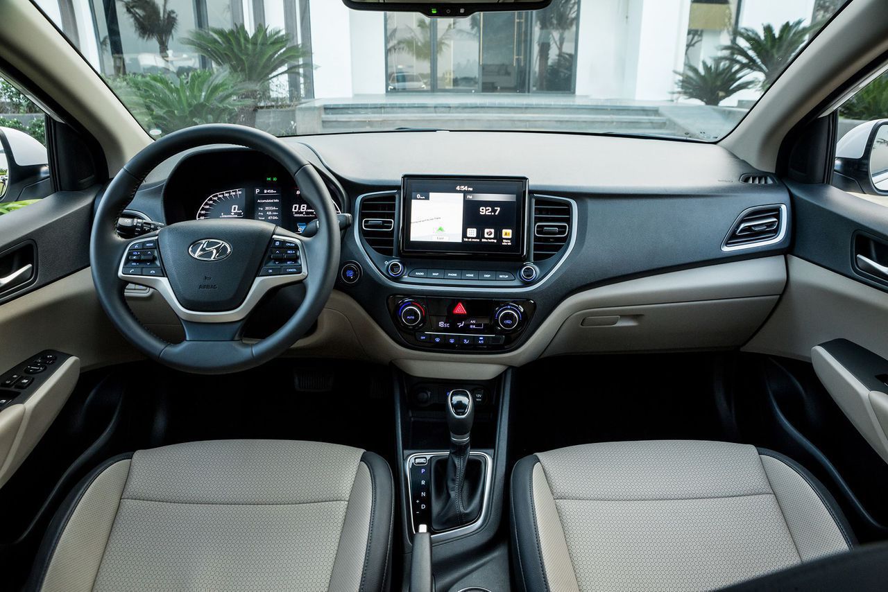 Dán nội thất PPF ARI dành cho xe Hyundai Accent