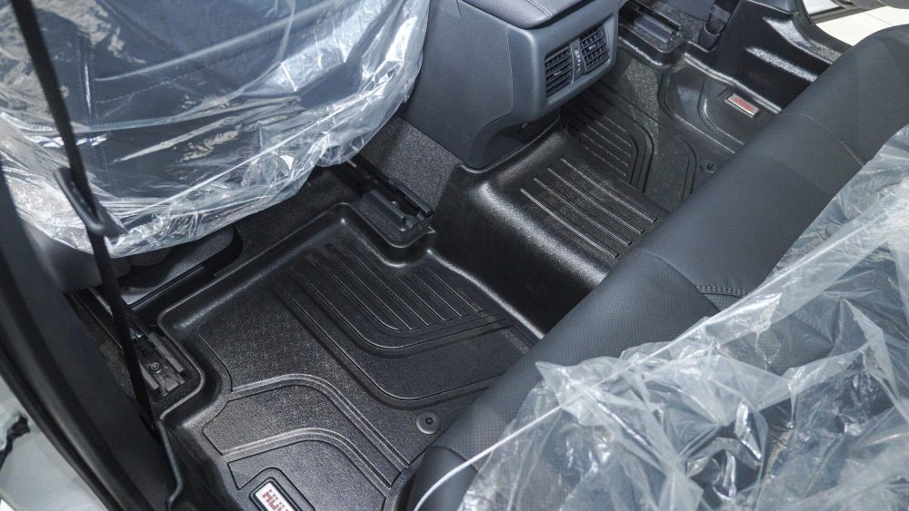 Thảm lót sàn ô tô HUVI cho xe Toyota Camry 3D năm 2025 - Ảnh 5